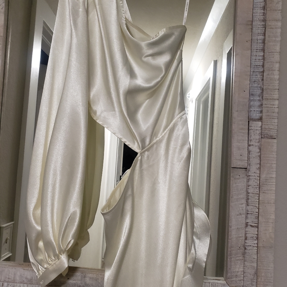 SOLD Monica One-Sleeve Asymmetric Ruffle Gown - Picture 14 of 16